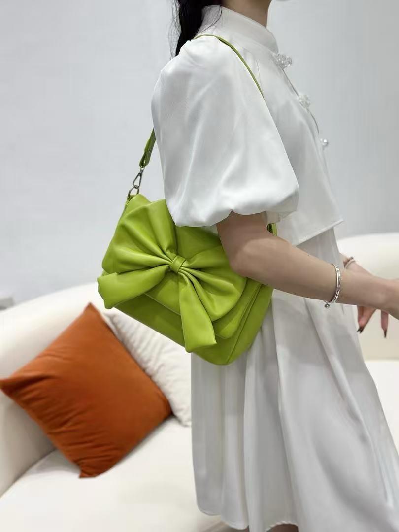 Large Bow Shoulder Bag Color 11