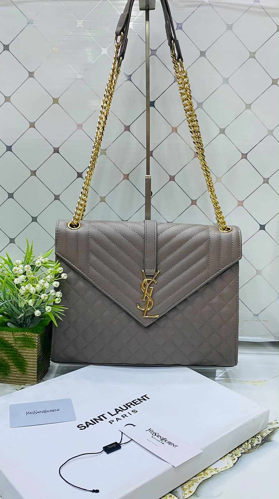 Saint Laurent Envelope Chain Bag Color 01