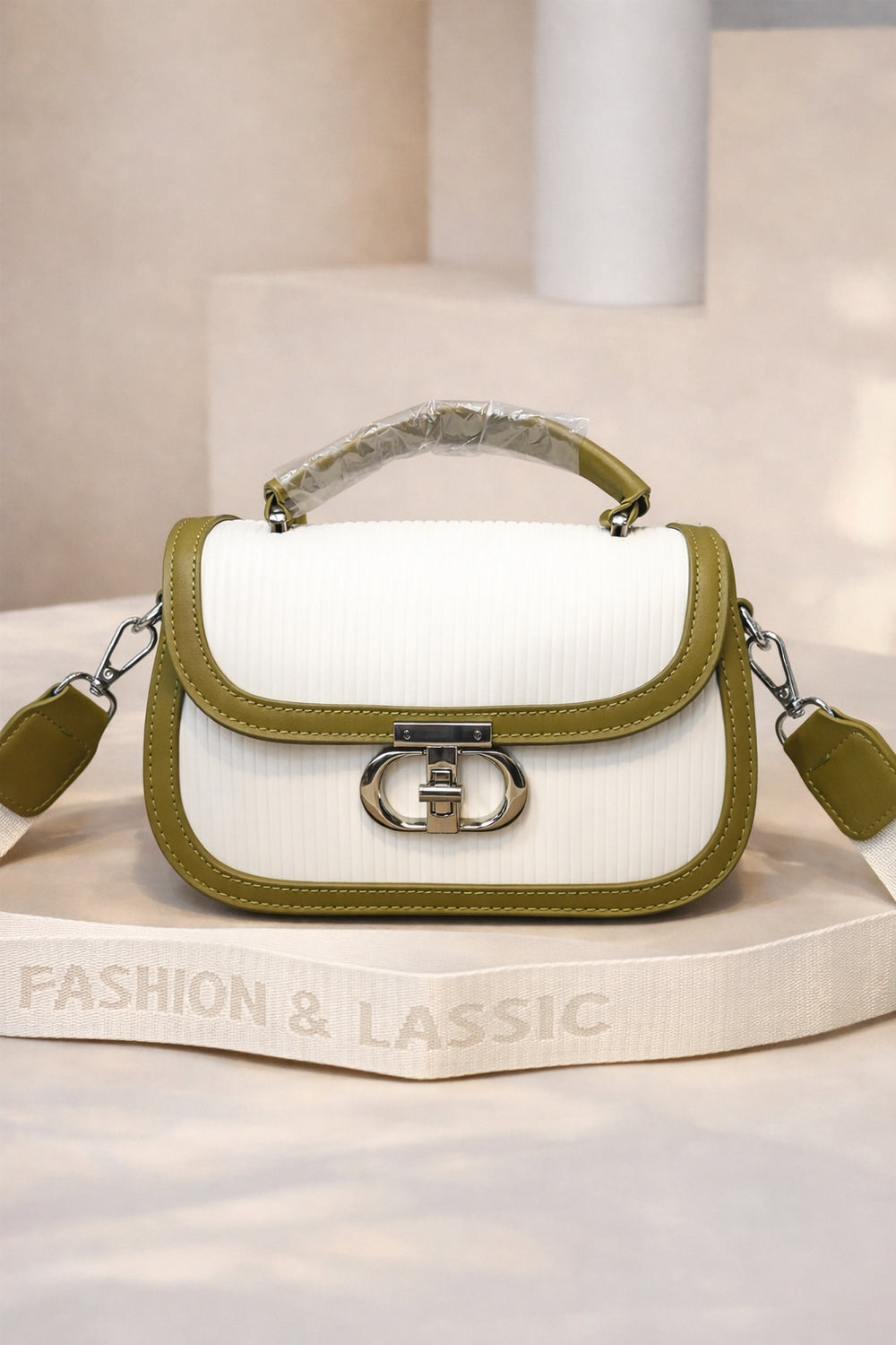 Signature Cross Body Bag For Women - ZM