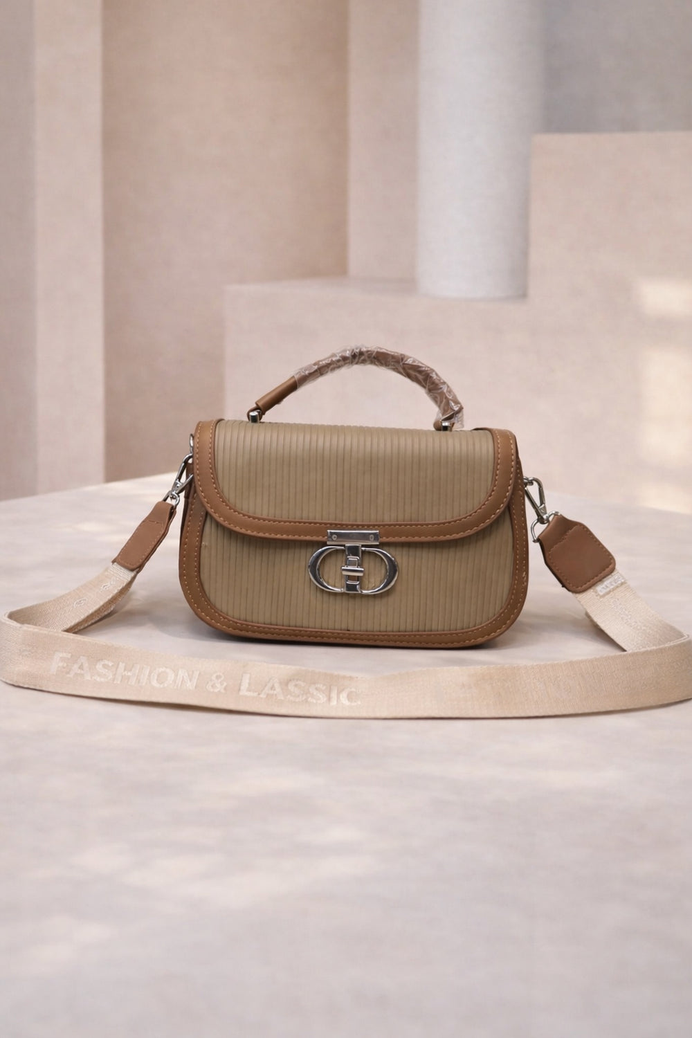 Signature Cross Body Bag For Women - ZM