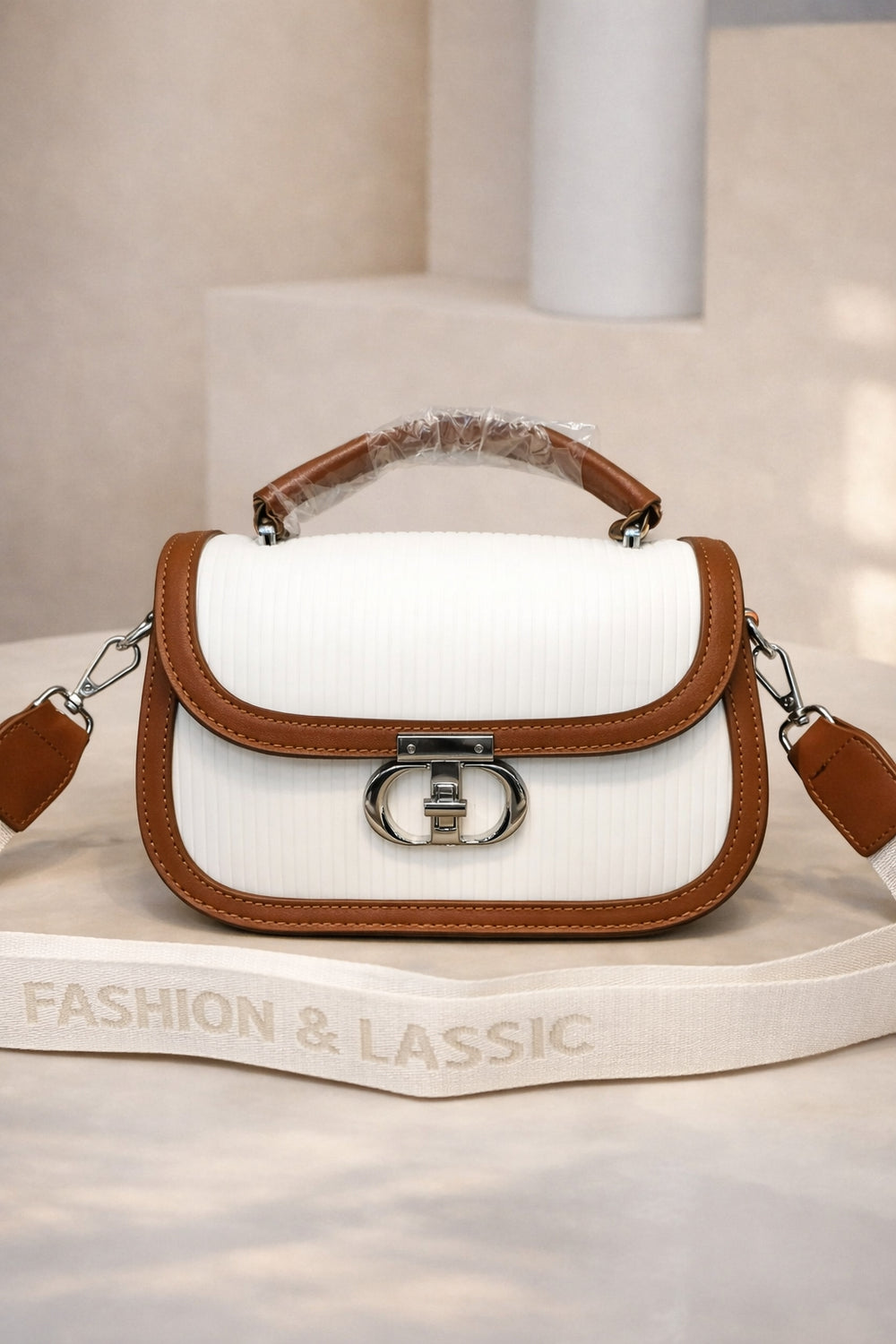 Signature Cross Body Bag For Women - ZM