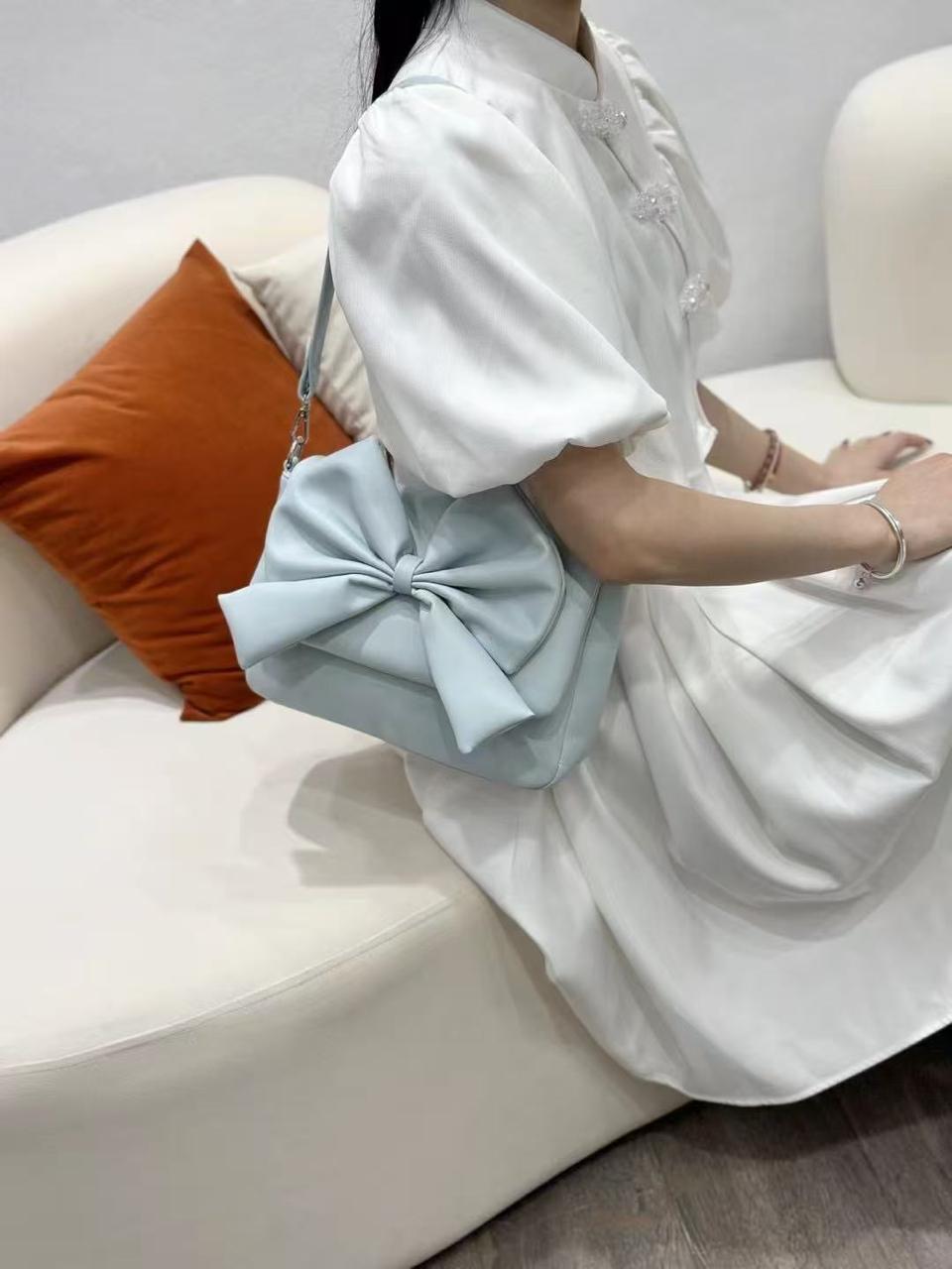 Oversized Bow Crossbody Bag Color 03
