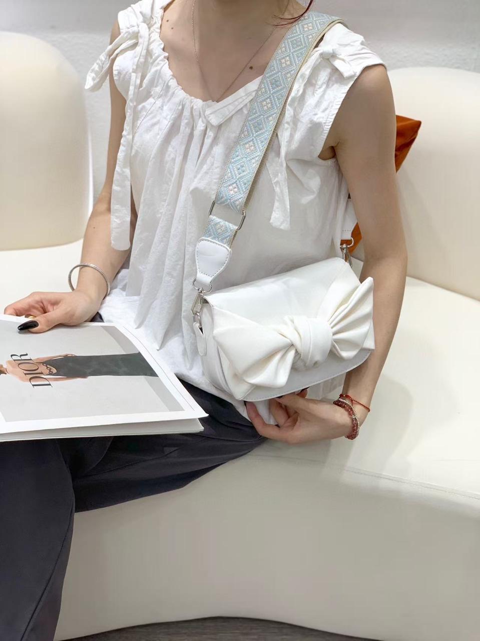 Large Bow Shoulder Bag Color 02