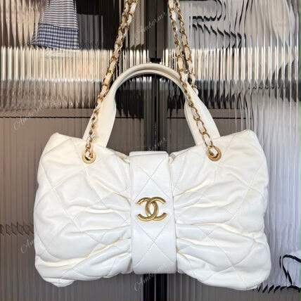Chanel Quilted Bow Bag Color 05