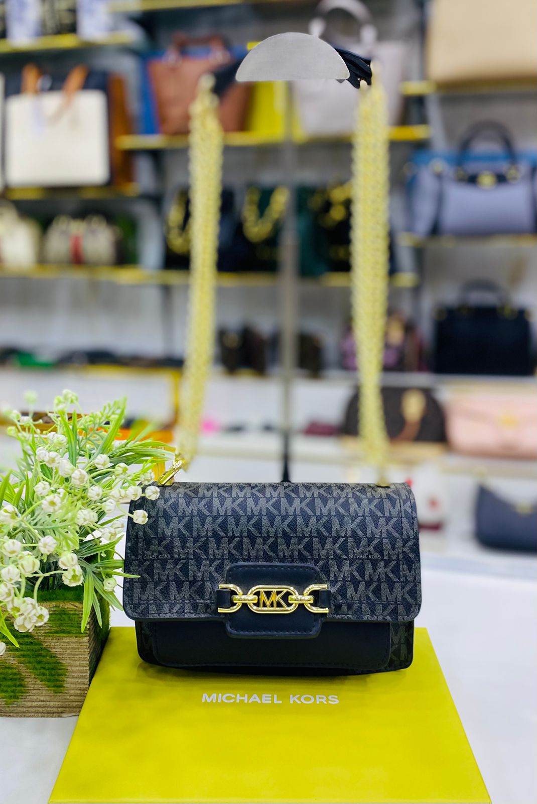 Michael Kors MK Chain Handbag Color 03