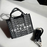 Marc Jacobs The Tote Bag Color 02