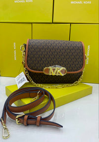 Michael Kors Crossbody Chain Bag Color 01