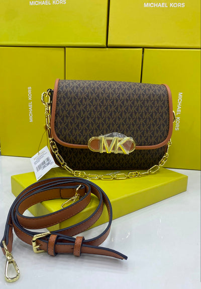 Michael Kors Crossbody Chain Bag Color 01