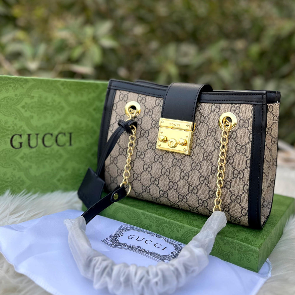 Gucci Padlock GG Supreme Bag Color 01