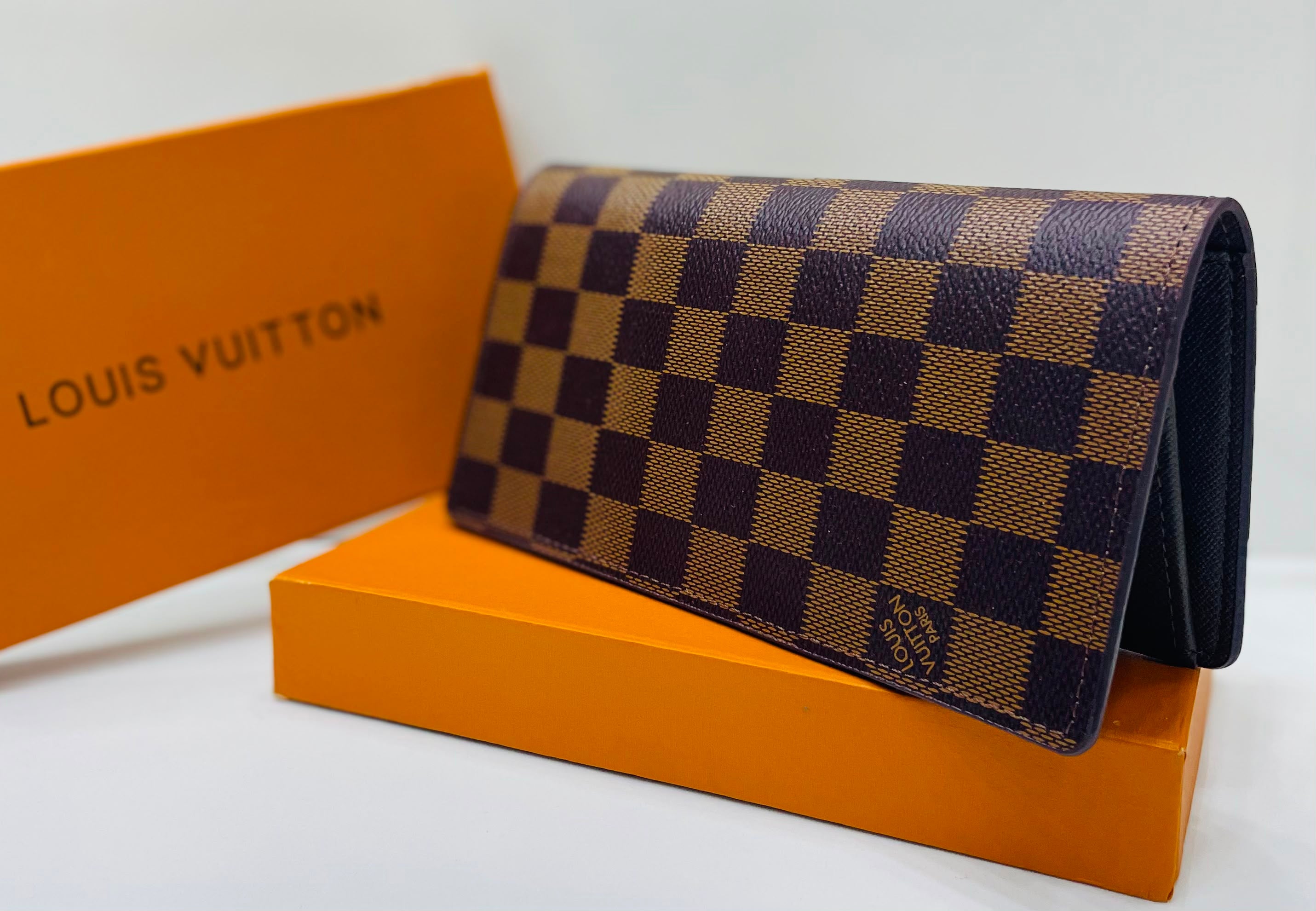 Louis Vuitton Monogram Wallet Color 02