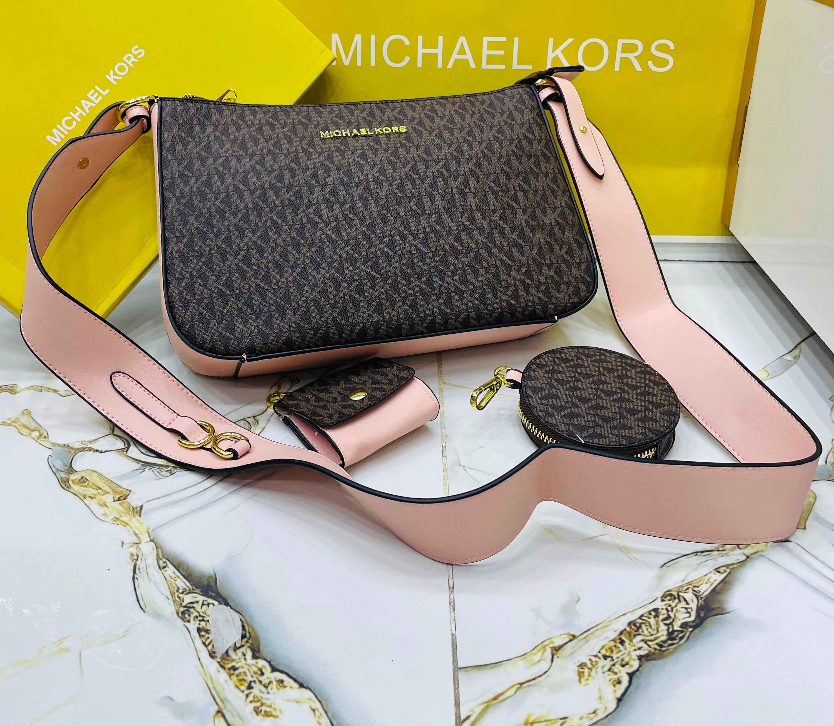 Michael Kors 3-in-1 Signature Bag Set Color 02