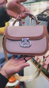 Signature Cross Body Bag For Women - ZM