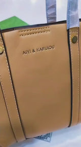 Signature Cross Body Bag For Women - ZM